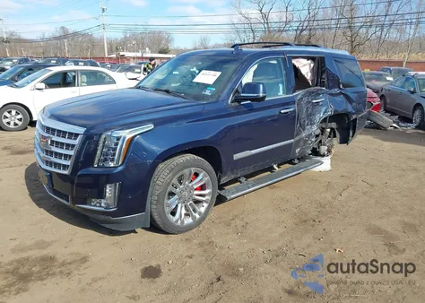 2019 Cadillac Escalade Premium Luxury z USA, uszkodzony, nr VIN 1GYS4CKJ7KR194118